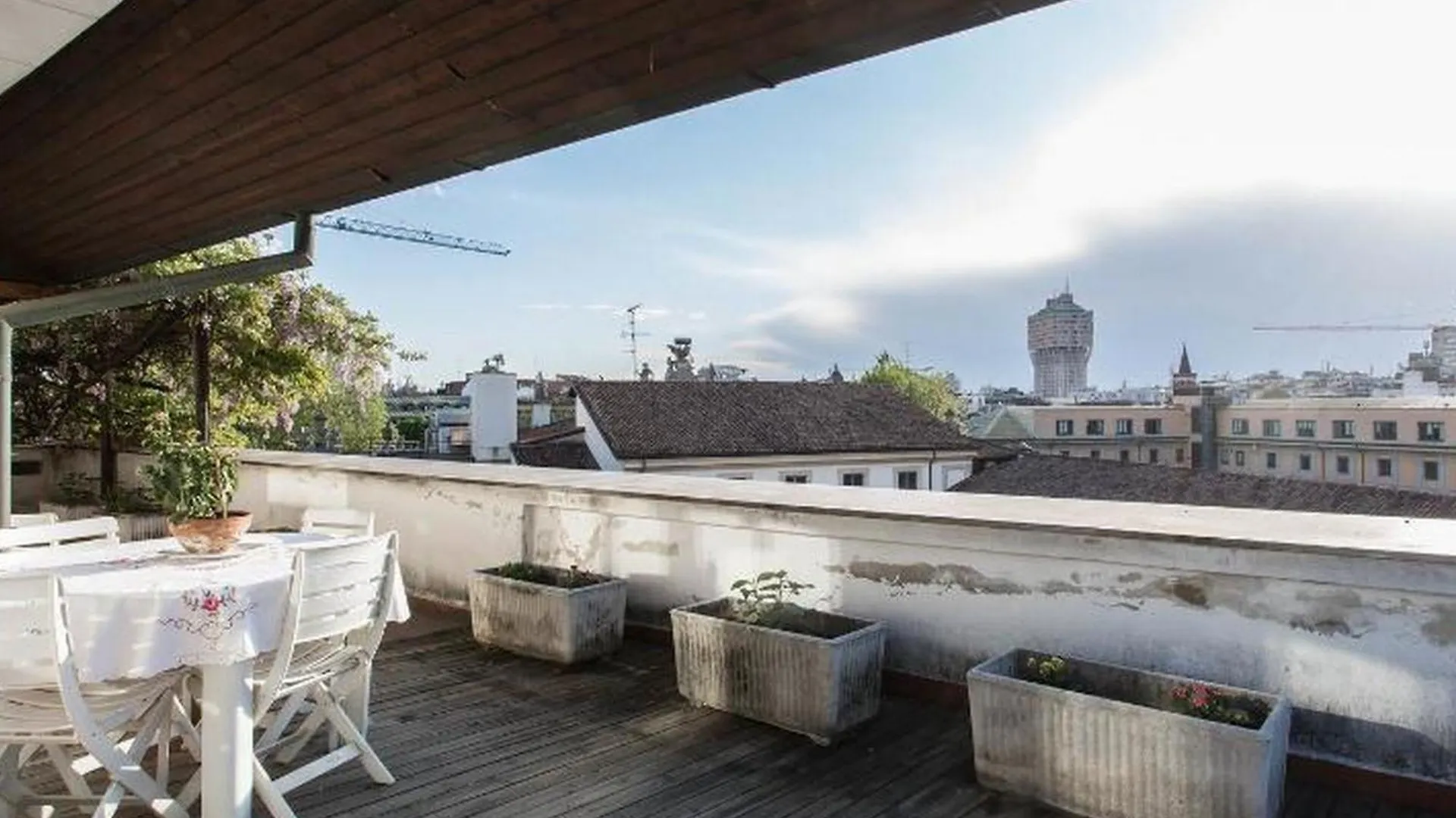 Roomy Apartment Duomo & San Babila Milan